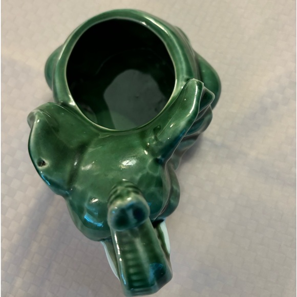 Vintage Trunk Up Happy Baby Elephant Planter - Picture 5 of 7